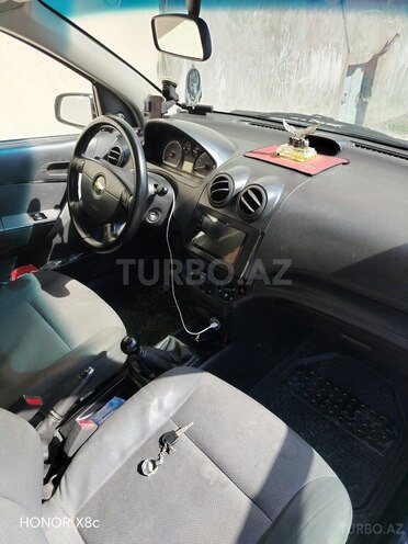 Chevrolet Aveo-4