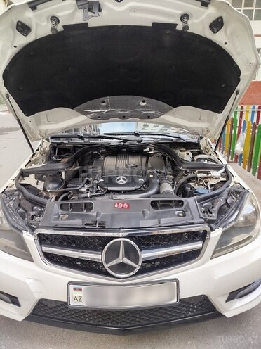 Mercedes C 250 4MATIC-7