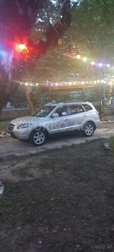 Hyundai Santa Fe-8