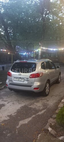 Hyundai Santa Fe-6