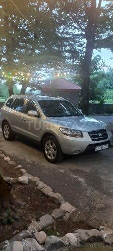 Hyundai Santa Fe-10