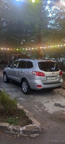 Hyundai Santa Fe-9