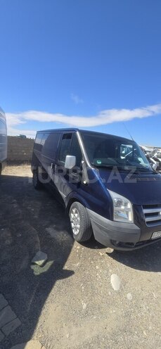 Ford Transit-2