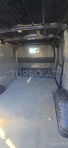 Ford Transit-8