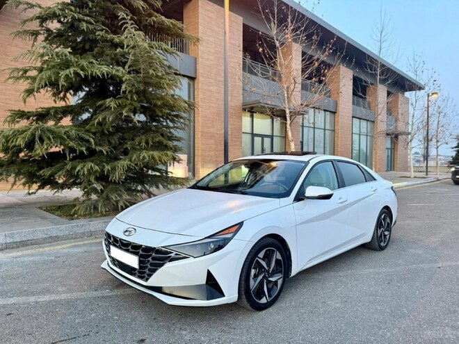 Hyundai Elantra-3