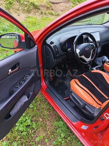 Hyundai i30 2008, 330,000 km - 1.6 л - Füzuli