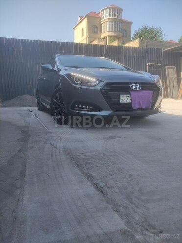 Hyundai i40-4
