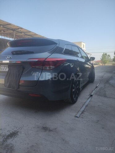 Hyundai i40-8