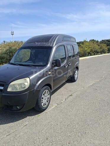 Fiat Doblo-4