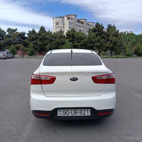 Kia Rio-2