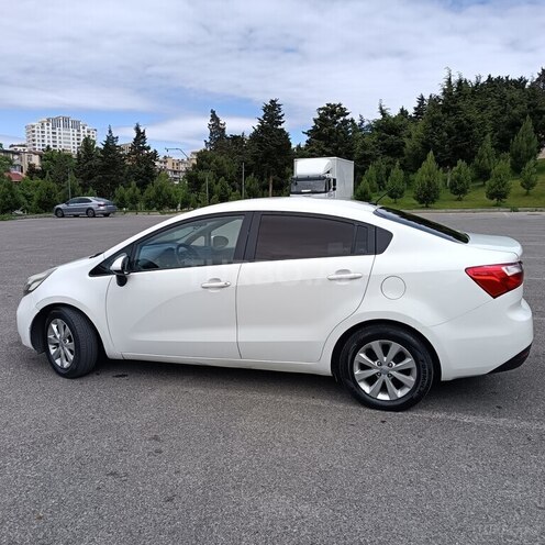 Kia Rio-6