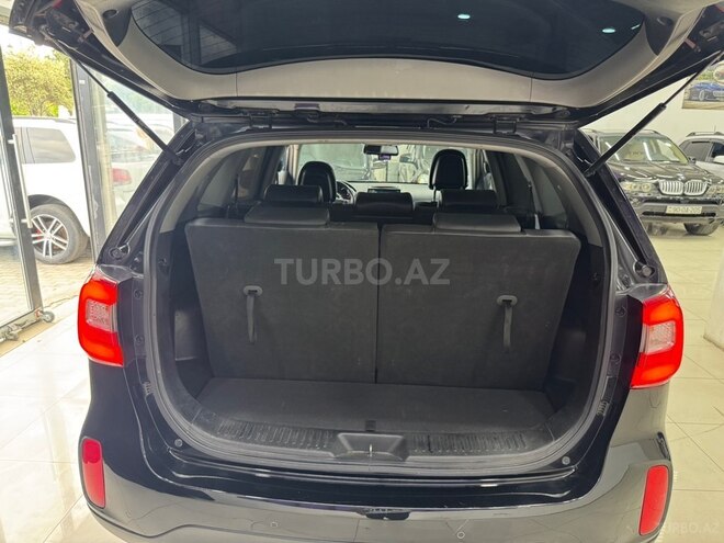 Kia Sorento-15