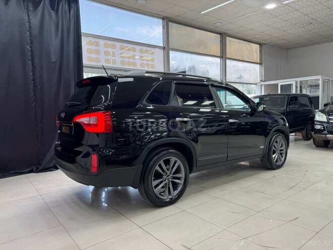Kia Sorento-10