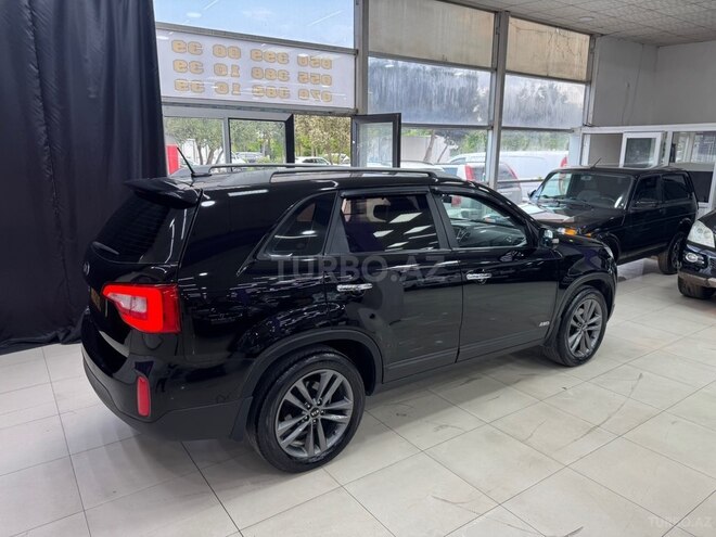 Kia Sorento-11