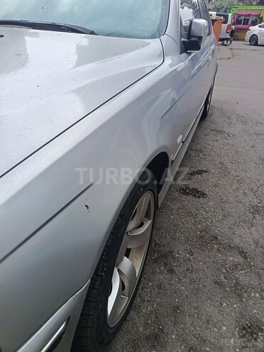 BMW 523-10