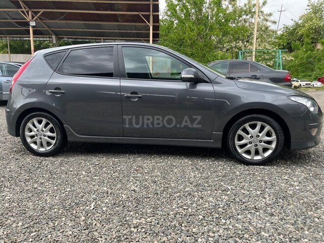 Hyundai i30-2