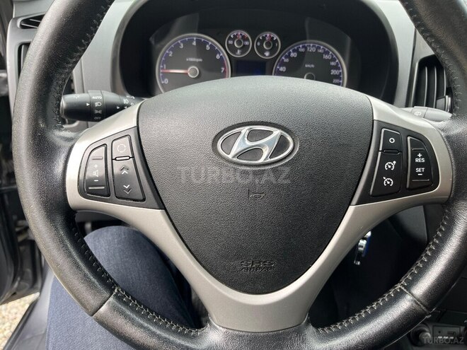 Hyundai i30-16