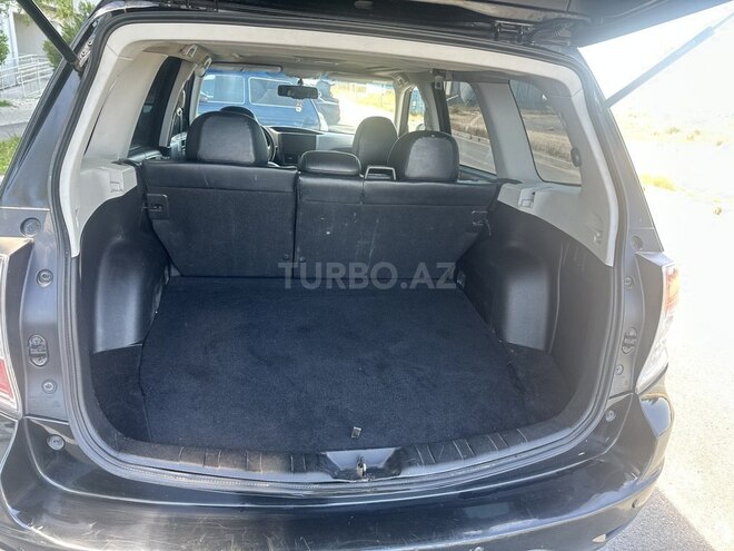Subaru Forester-12
