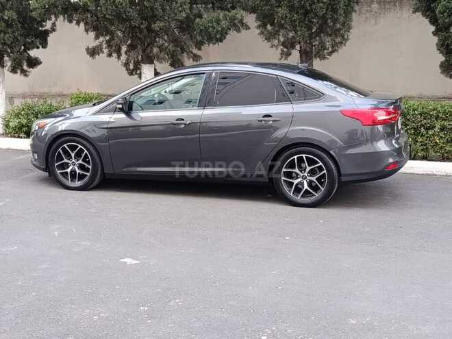 Ford Focus-4