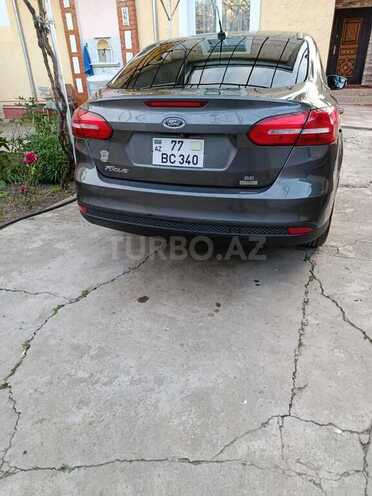 Ford Focus-2