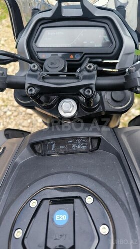 Bajaj Dominar 400-5