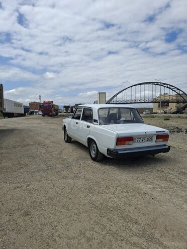 LADA (VAZ) 2107-4
