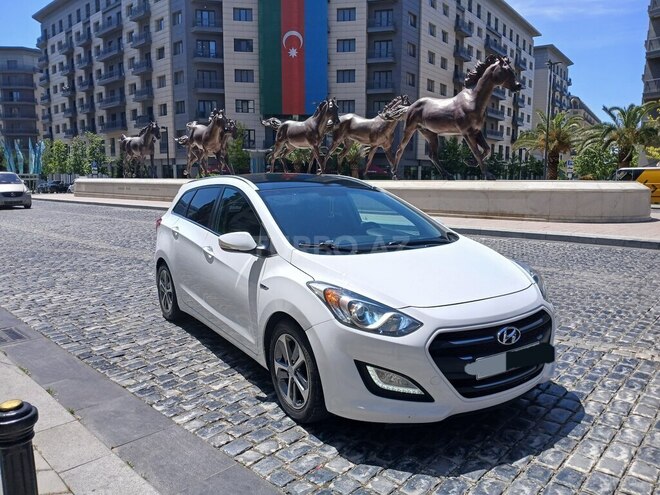 Hyundai i30 2015, 308,000 km - 1.6 l - Bakı