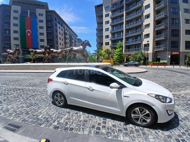 Hyundai i30 2015, 308,000 km - 1.6 l - Bakı