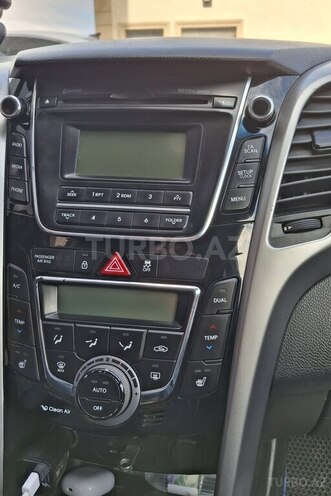 Hyundai i30 2015, 308,000 km - 1.6 l - Bakı