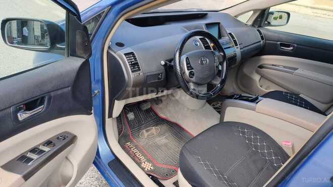 Toyota Prius-3