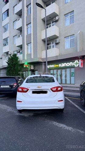 Chevrolet Cruze-8