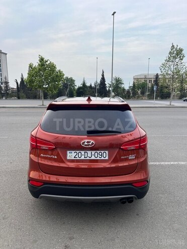 Hyundai Santa Fe-4