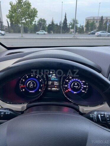Hyundai Santa Fe-14