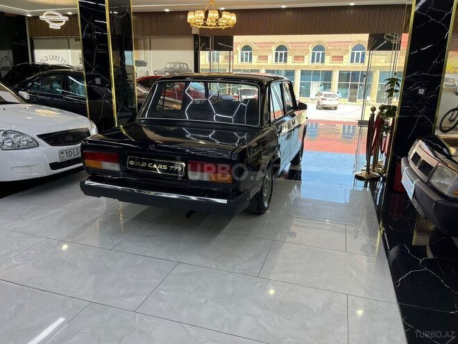 LADA (VAZ) 2107-2