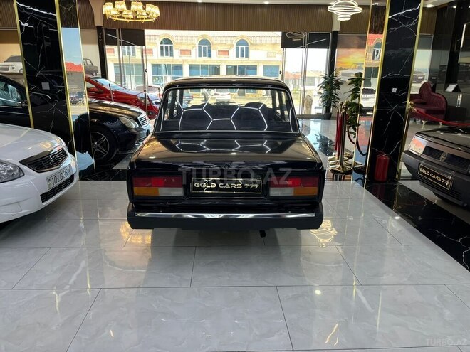 LADA (VAZ) 2107-4