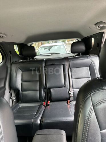 Chevrolet Equinox-5