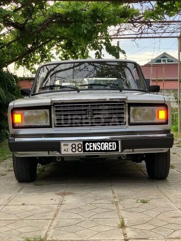 LADA (VAZ) 2107-1