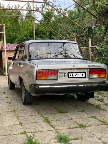 LADA (VAZ) 2107-5
