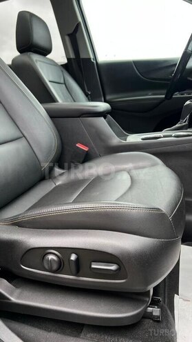 Chevrolet Equinox-13