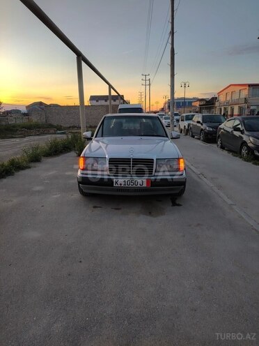 Mercedes 250 D-7