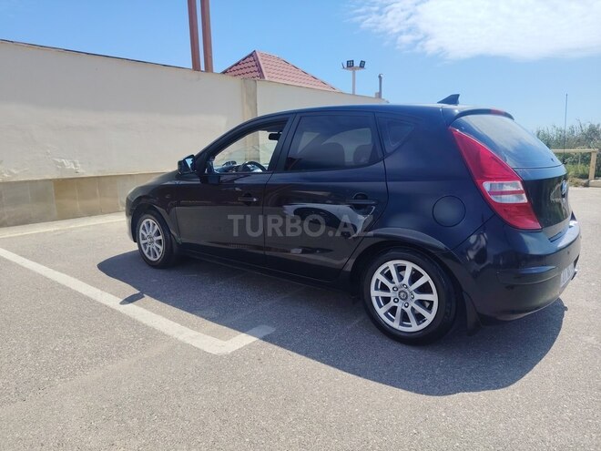 Hyundai i30-19