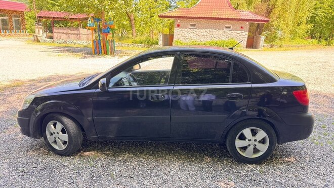 Kia Rio-3