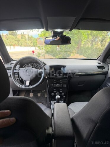 Opel Astra-13