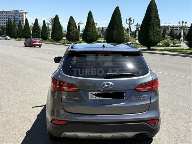 Hyundai Santa Fe-6