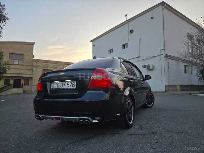 Chevrolet Aveo-4