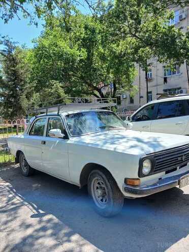 GAZ 24 "Volga"-3