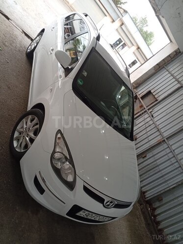 Hyundai i30-8