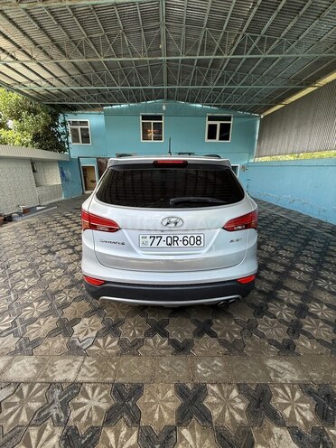 Hyundai Santa Fe-3