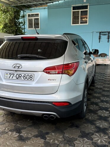 Hyundai Santa Fe-7