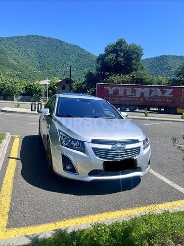 Chevrolet Cruze-1